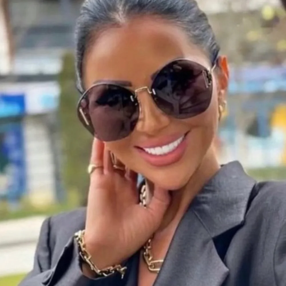 NEW GUCCI WOMEN GREY SUNGLASSES